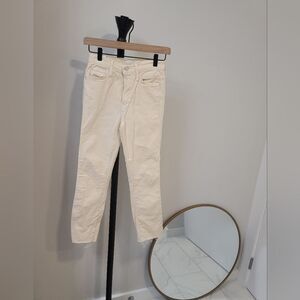 Mother High Waisted Rascal Ankle Fray in Chalk it Up Size 24